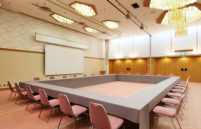 コンベンションホール “孔雀の間 -kujyakunoma-”